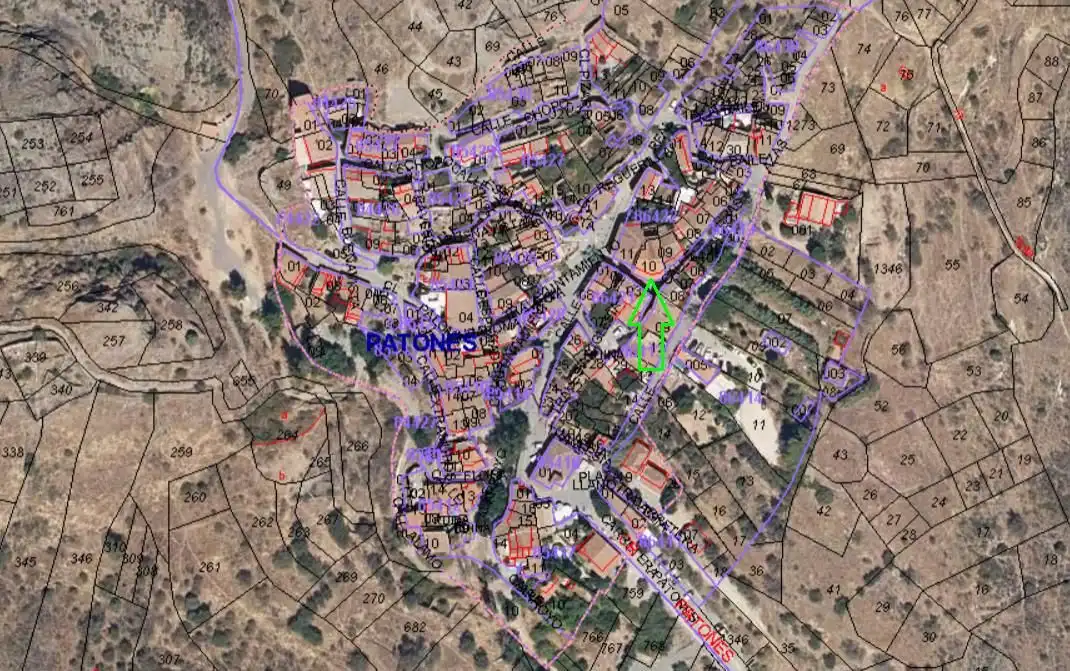 Vista exterior de Dúplex en venda en Patones amb Calefacció, Terrassa i Traster