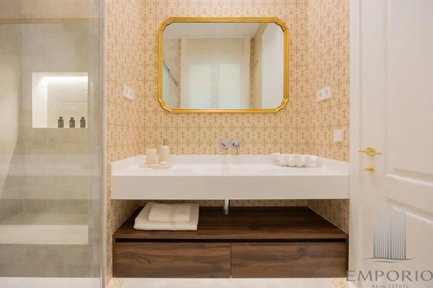 Badezimmer von Wohnung zum Verkauf in Madrid mit Klimaanlage, Heizung und Terrasse