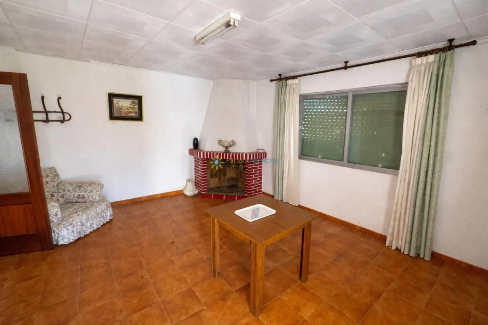 Wohnzimmer von Country house zum Verkauf in Benicolet mit Privatgarten und Terrasse