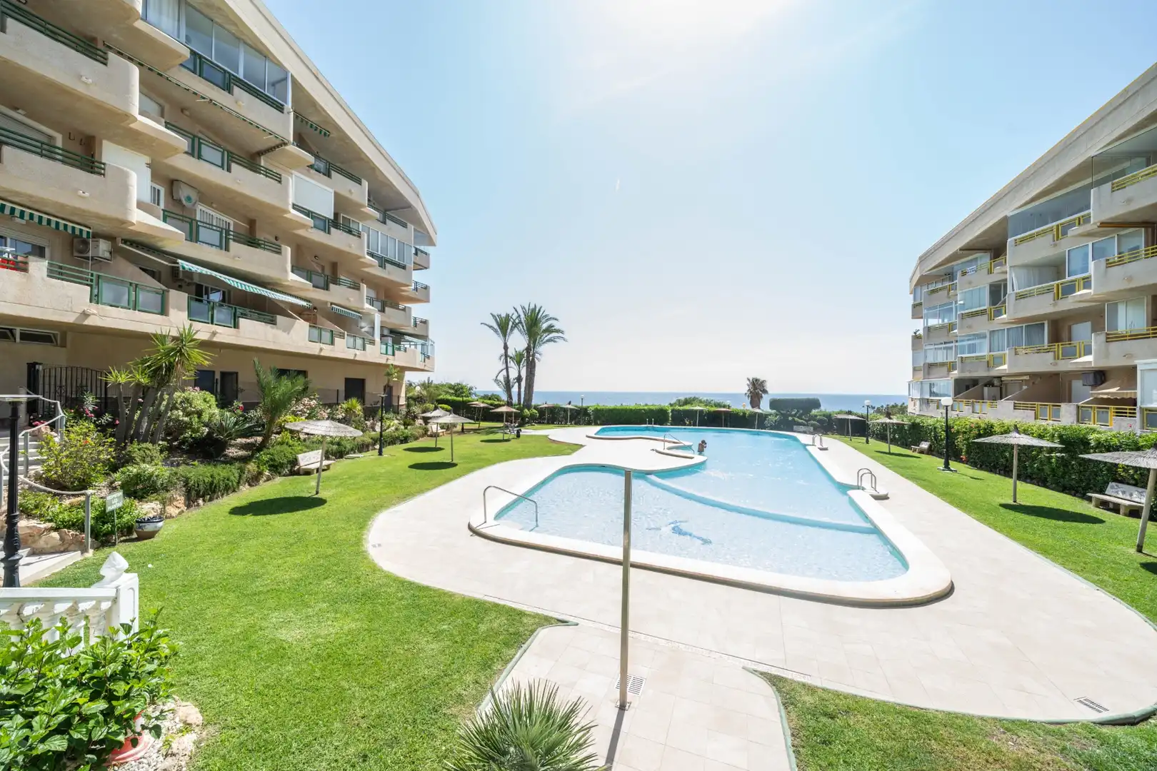 Apartment mit Pool zur Miete in Orihuela Costa