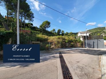 Terreno residenziale in vendita a Carrer dels Ocells 9