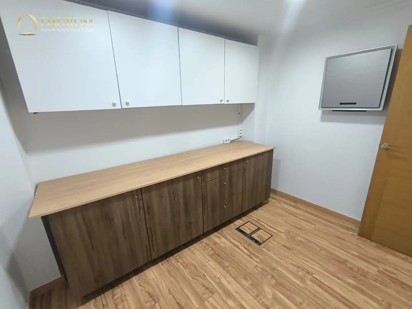 Office space for sale in CALLE BLAS VALERO, 74, imagen 10