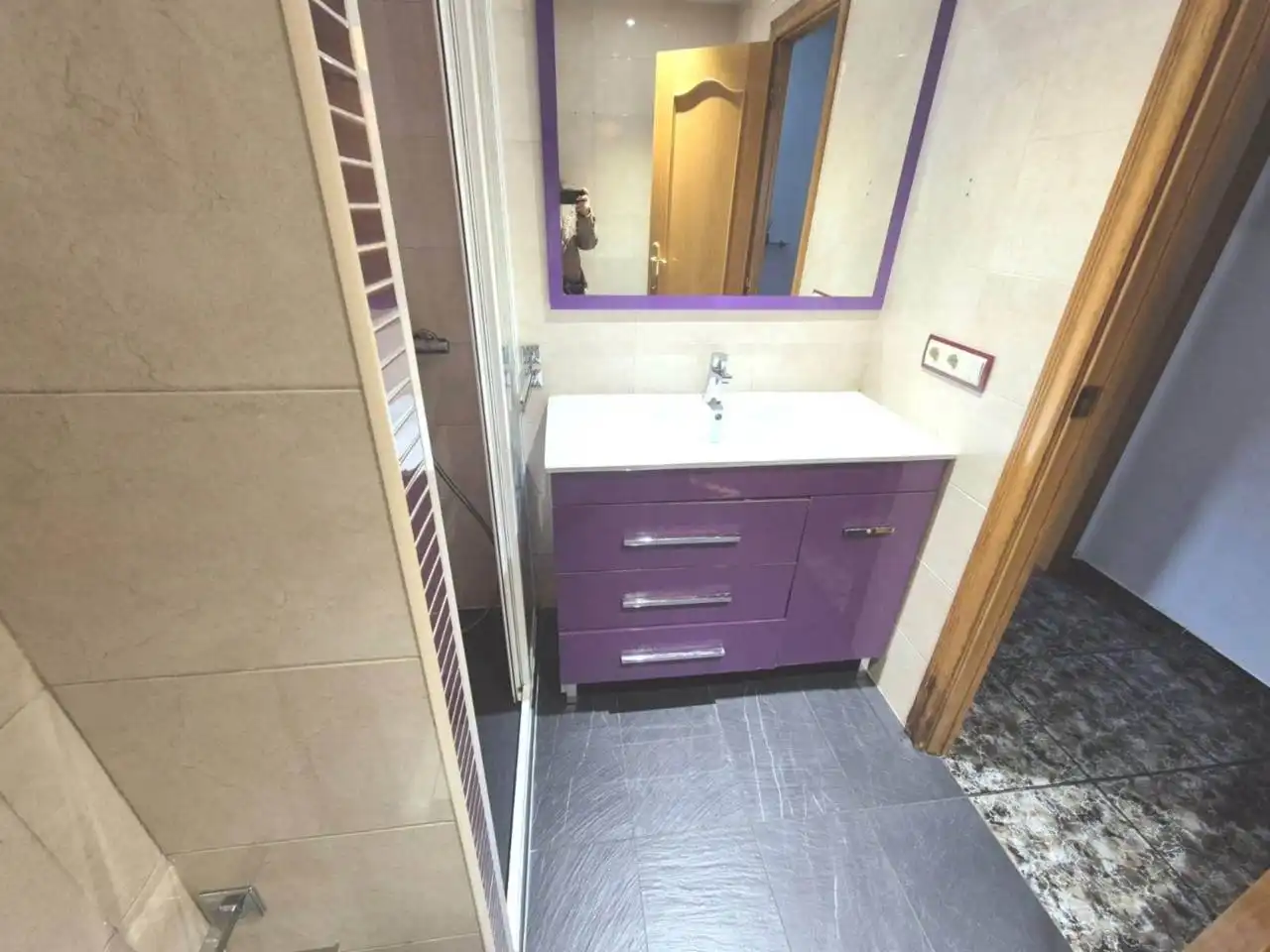 Baño de Piso en venta en Badalona con Aire acondicionado
