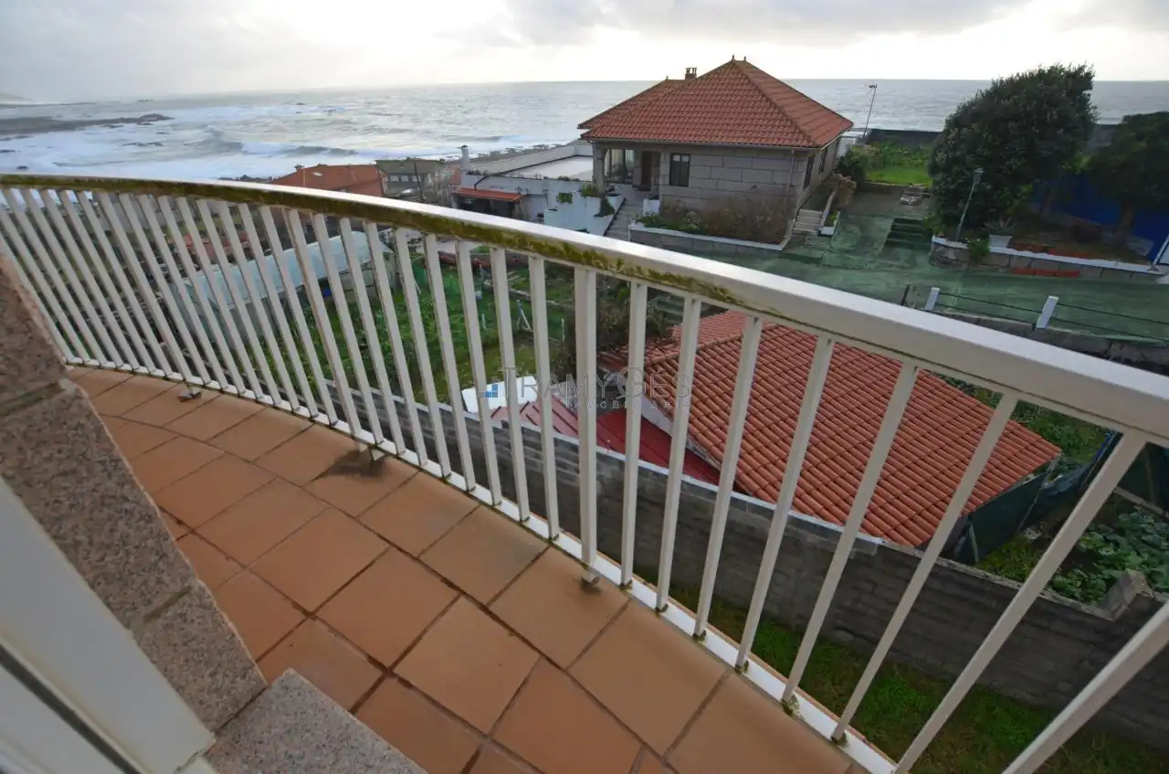 Terraza de Casa o chalet en venta en Oia con Calefacción, Jardín privado y Terraza