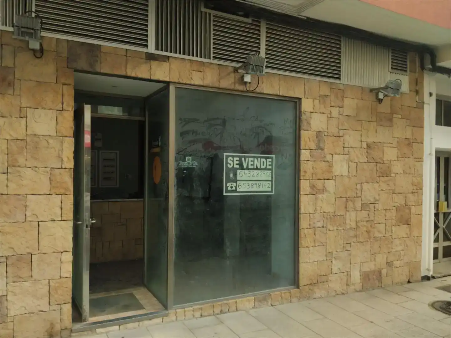 Local en venta en Rúa de Rosalía de Castro, 18, Burela