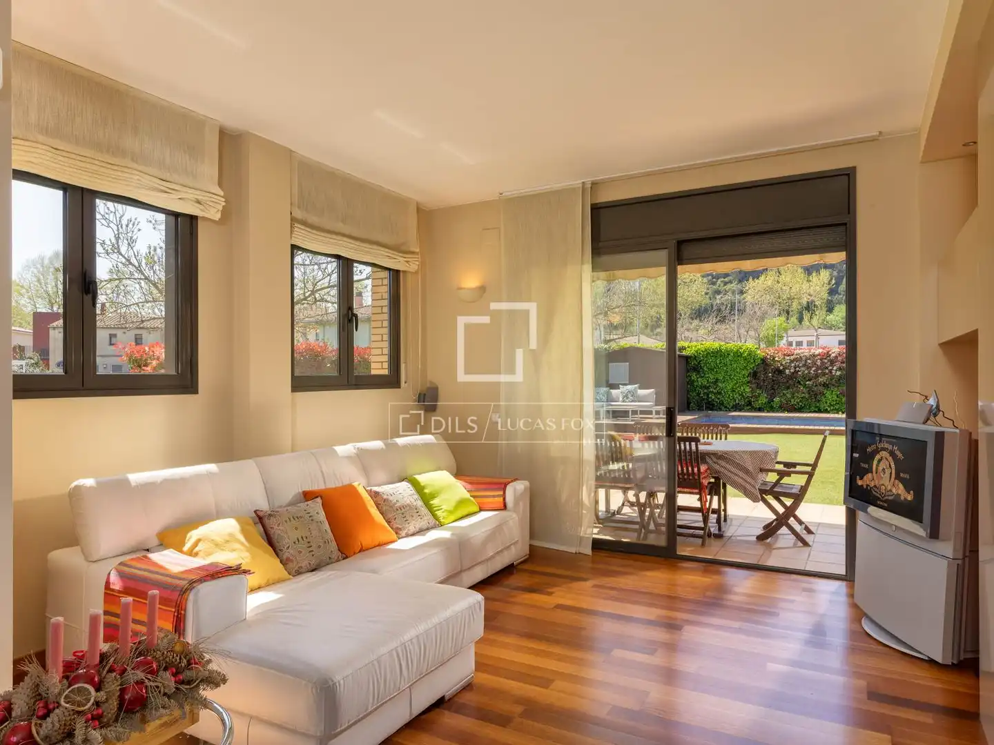 Living room of Houses for sale in Sarrià de Ter  with Air Conditioner, Heating and Private garden