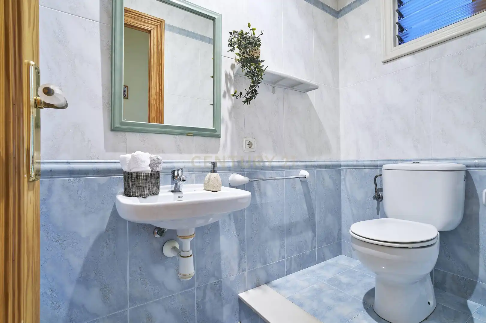 Bany de Apartament en venda en La Ràpita amb Aire condicionat, Traster i Moblat