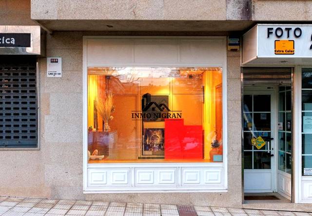 Local comercial en Venta en Praza Rosalía de Castro en Nigrán centro