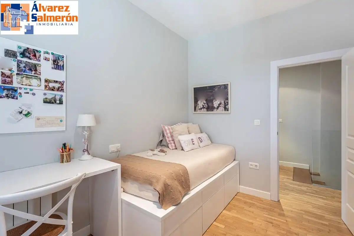 Habitación de Dúplex en venta en Centro