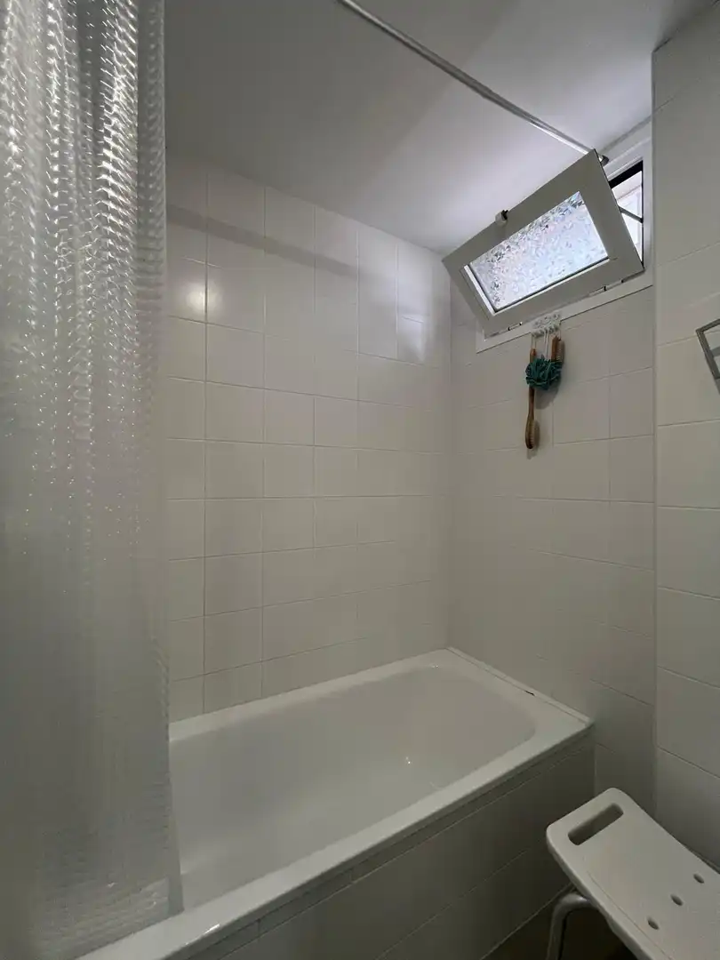 Bany de Àtic en venda en Villajoyosa / La Vila Joiosa amb Aire condicionat, Jardí privat i Terrassa