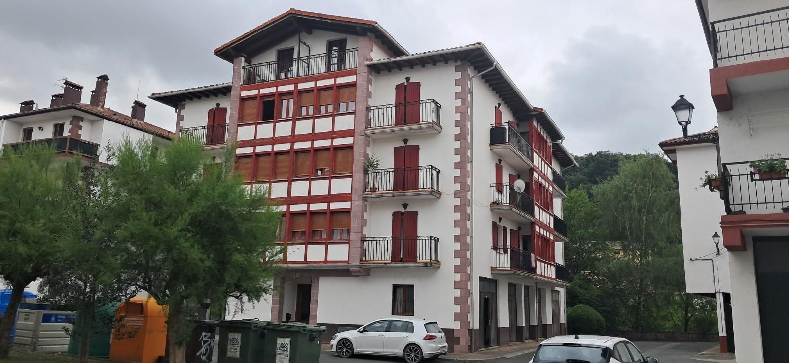 Vista exterior de Local en venta en Baztan