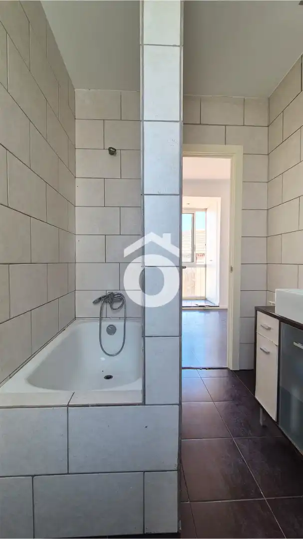 Badezimmer von Dachboden zum Verkauf in Barcelona