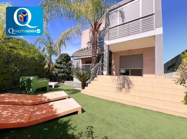 Casa-chalet en Venta en Unicornio en Almajada - Ravel