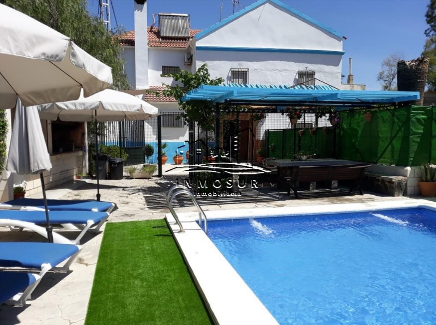 Swimming pool of House or chalet for sale in Lucena  with Storage room and Swimming Pool