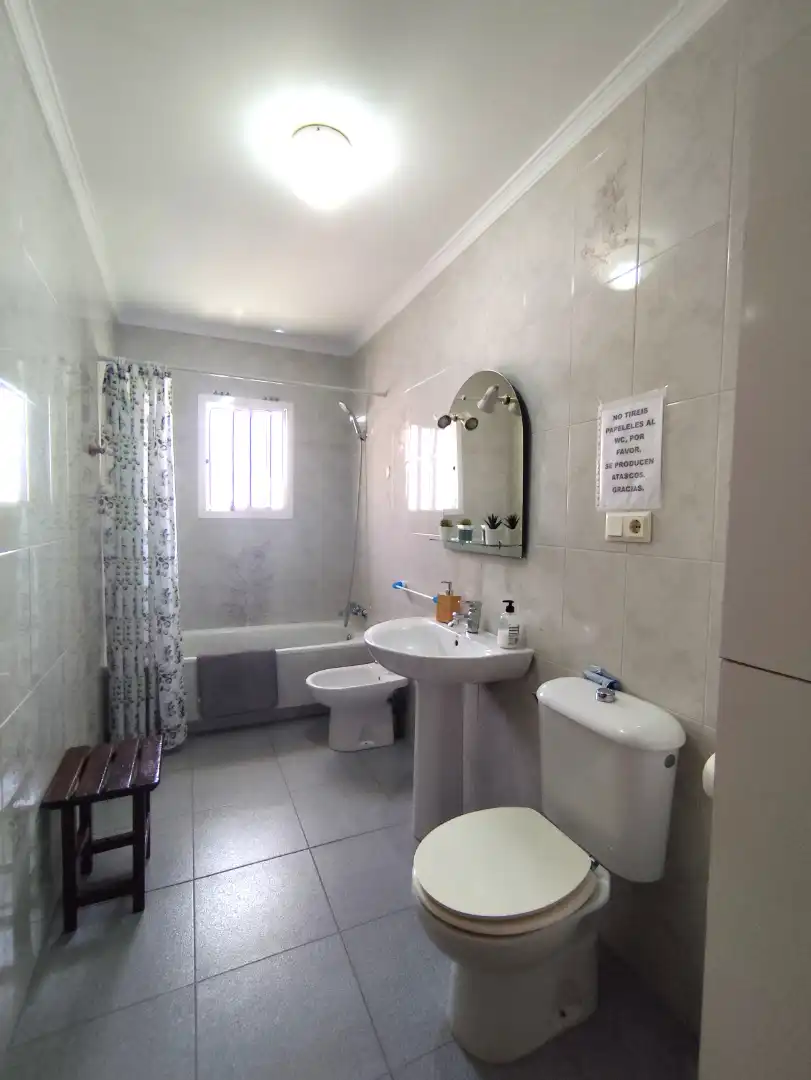 Bathroom of Houses for rent in Sanlúcar de Barrameda  with Air Conditioner, Heating and Swimming Pool
