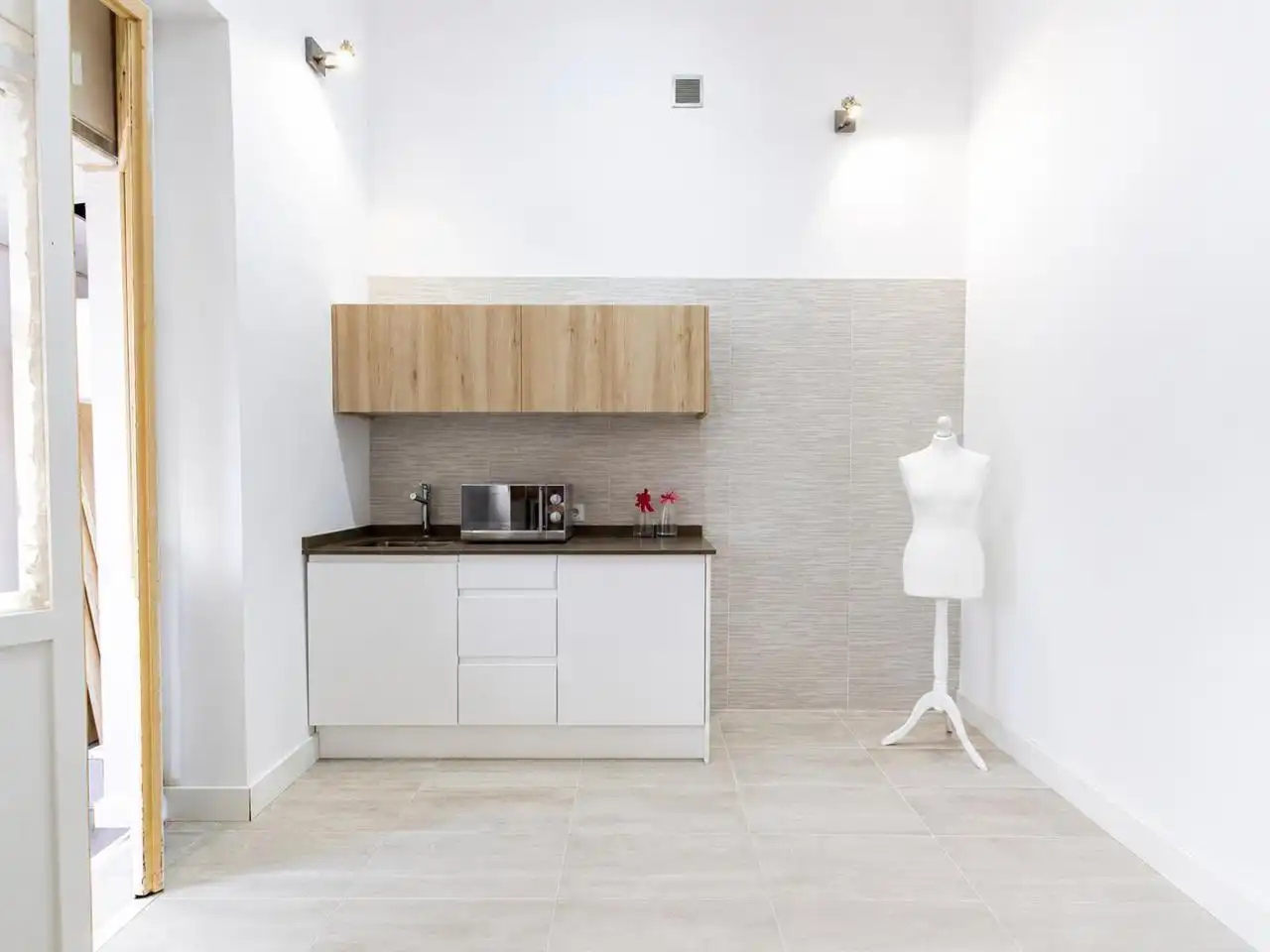 Kitchen of Office for rent in Alicante / Alacant