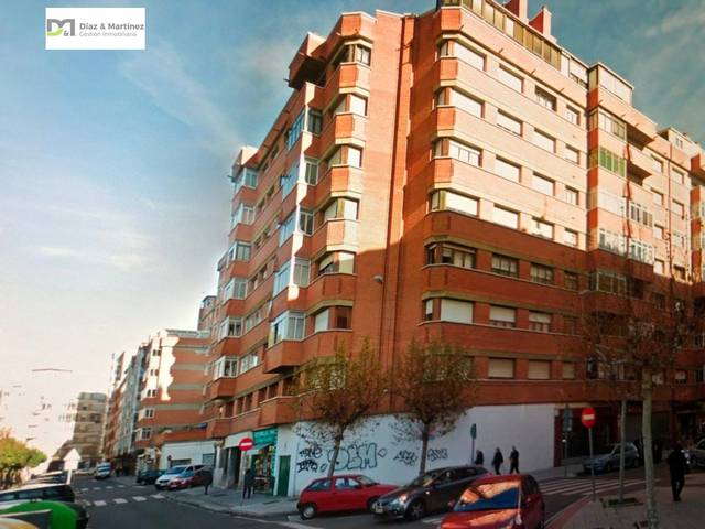 Local comercial en Alquiler en San Claudio - La Chantría