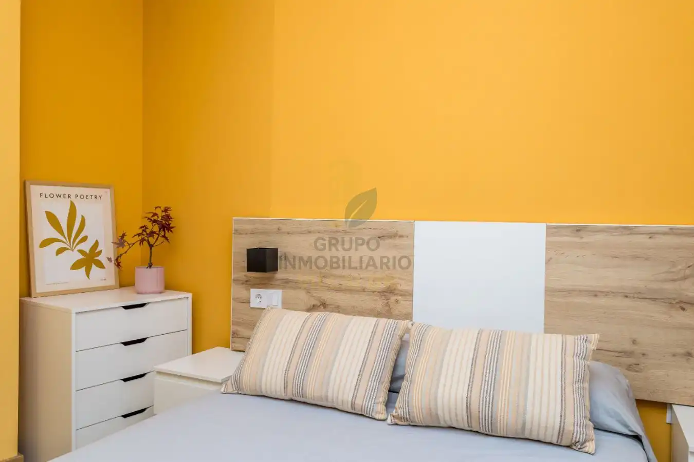 Habitación de Piso en venta en Valencia de Don Juan con Calefacción, Parquet y Terraza
