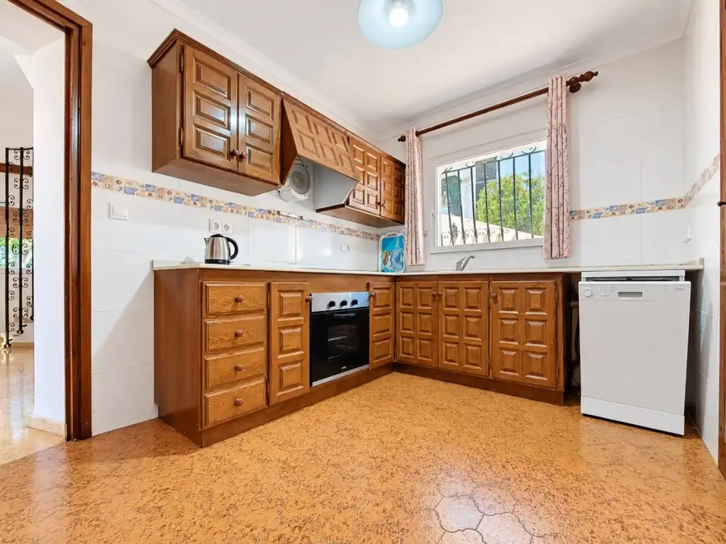Kitchen of Houses for sale in El Montgó