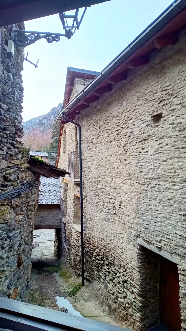 Vista exterior de Casa o xalet en venda en Vall de Cardós amb Parquet, Forn i Balcó