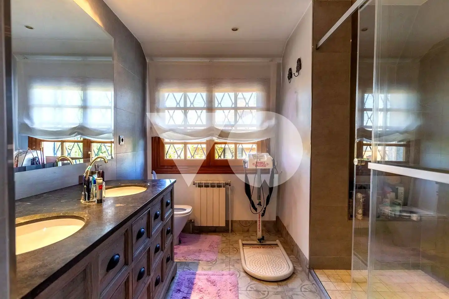 Baño de Casa o chalet en venta en Madrid con Aire acondicionado, Calefacción y Jardín privado