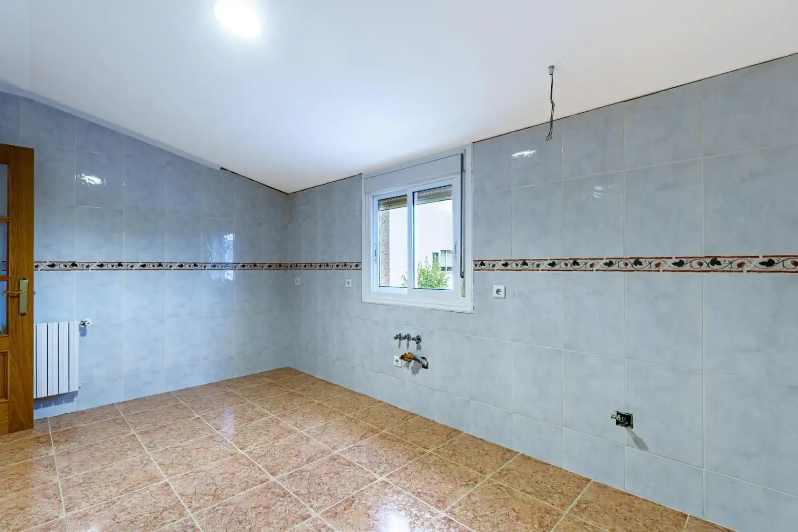 Baño de Casa o chalet en venta en Ourense Capital  con Calefacción, Jardín privado y Balcón