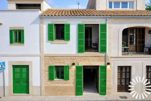 Vista exterior de Casa adosada en venta en Santanyí con Aire acondicionado, Jardín privado y Terraza