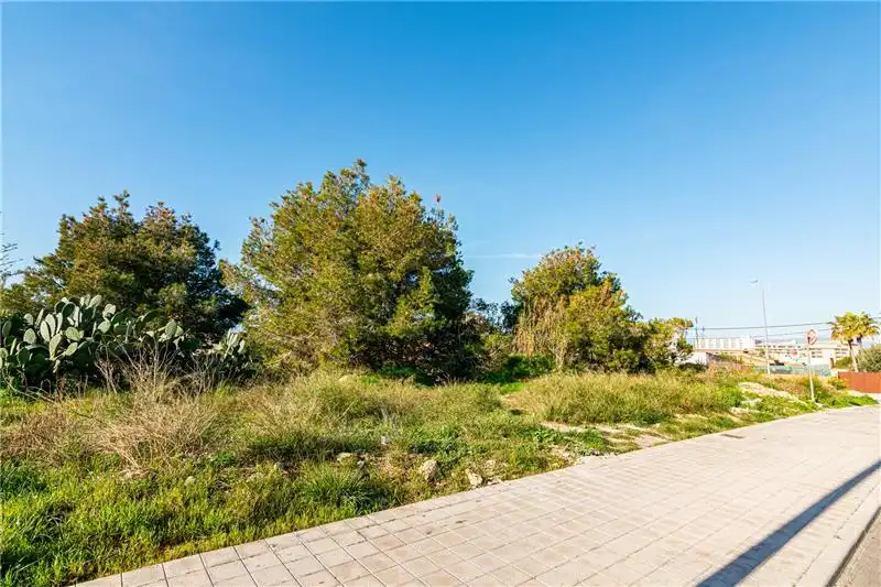 Residential land for sale in Platja de Palma