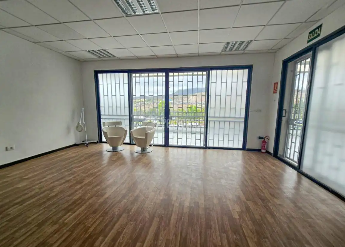 Local comercial en venda a C. Hermano Pedro de Bethencourt, imagen 6