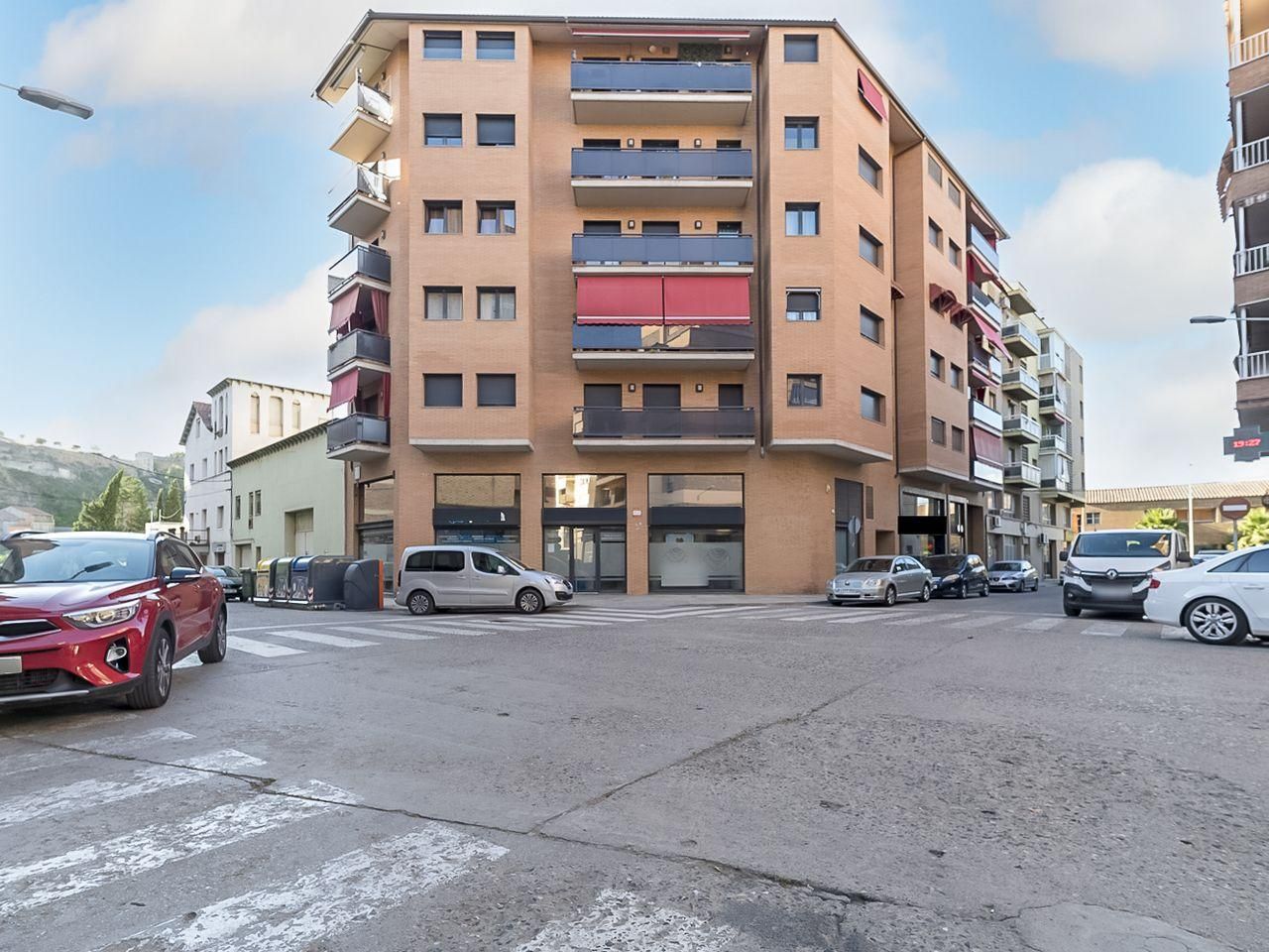 Exterior view of Garage for sale in Balaguer