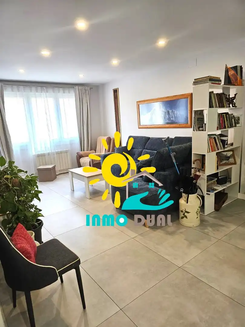 Living room of Apartments for sale in Badajoz  with Air Conditioner and Storage room