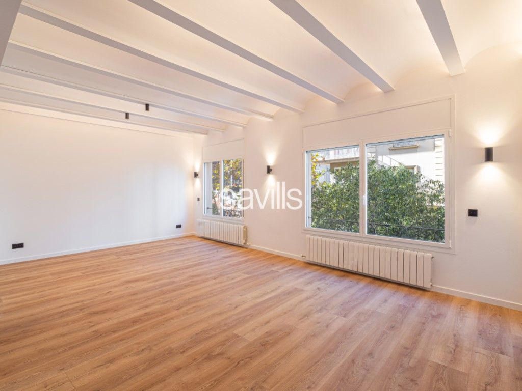 Living room of Apartment for sale in  Barcelona Capital  with Air Conditioner