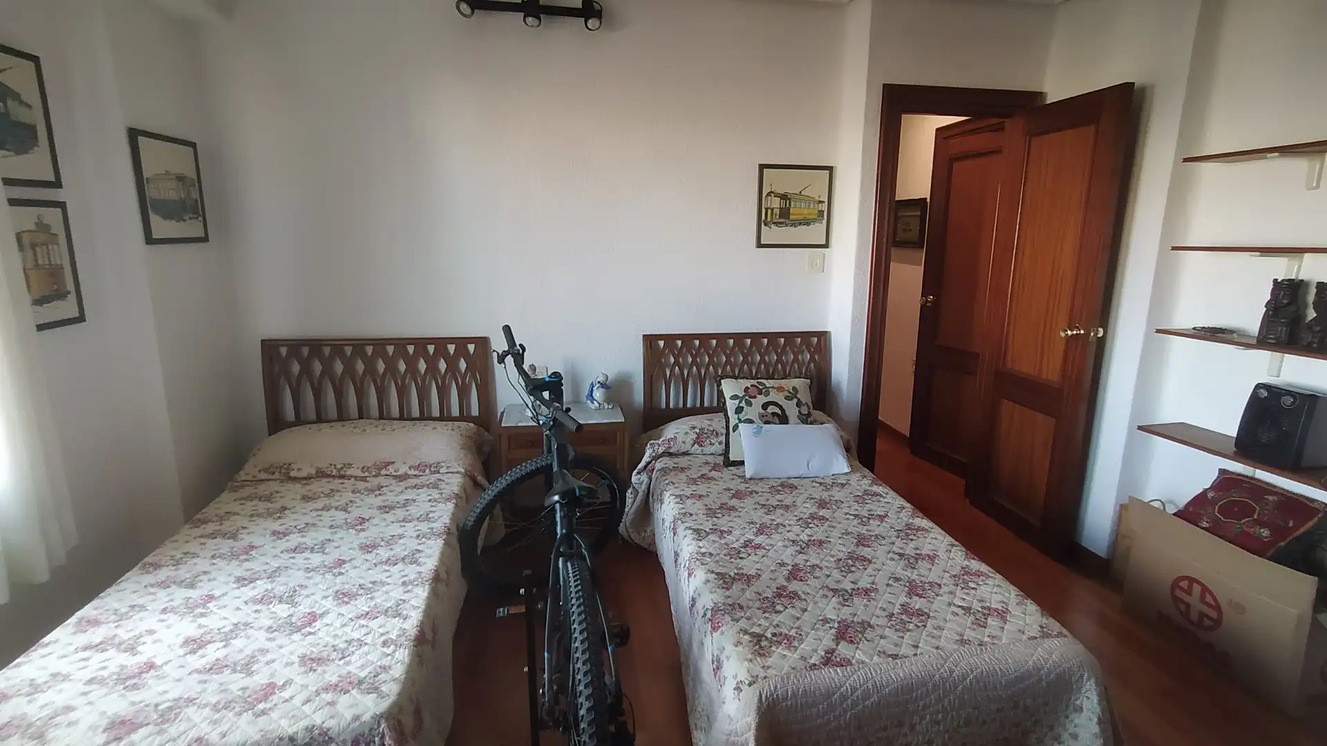 Habitación de Piso en venta en Valencia con Aire acondicionado y Balcón