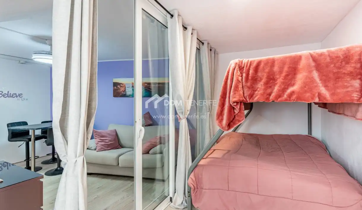 Dormitori de Casa o xalet en venda en Adeje amb Terrassa i Moblat