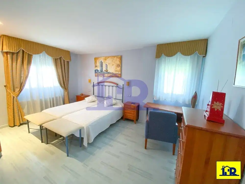 Bedroom of Houses for sale in Arcas del Villar  with Terrace, Storage room and Swimming Pool