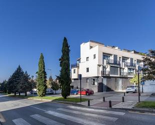 Vista exterior de Casa o xalet en venda en  Granada Capital amb Aire condicionat, Terrassa i Balcó