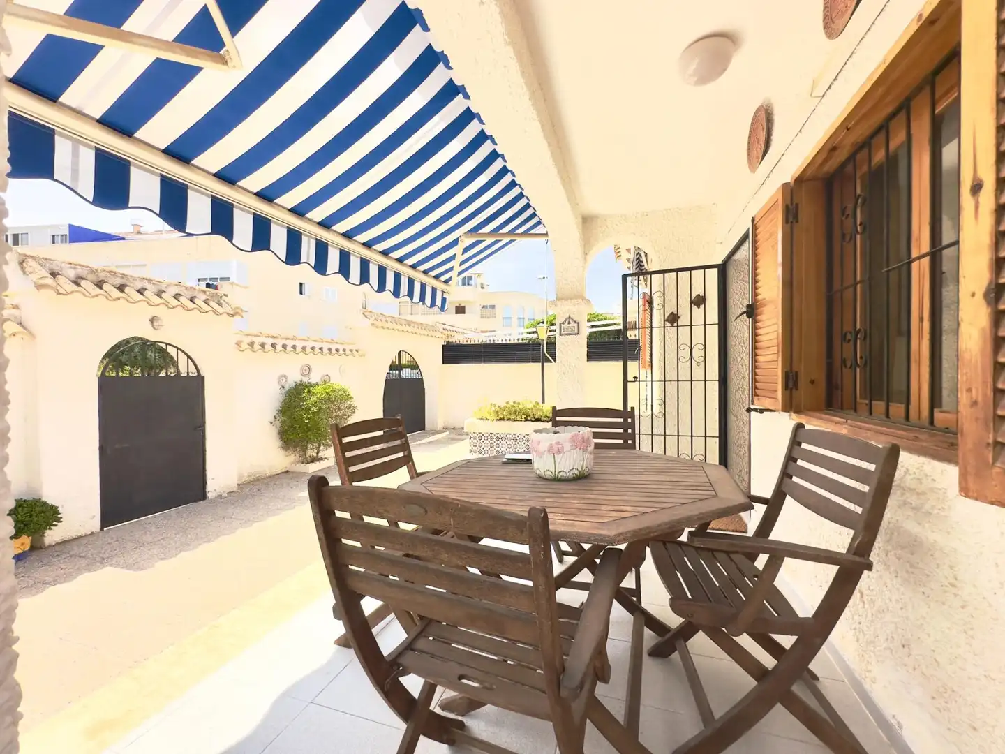 Chalet con terraza en venta en Orihuela Costa, imagen 3