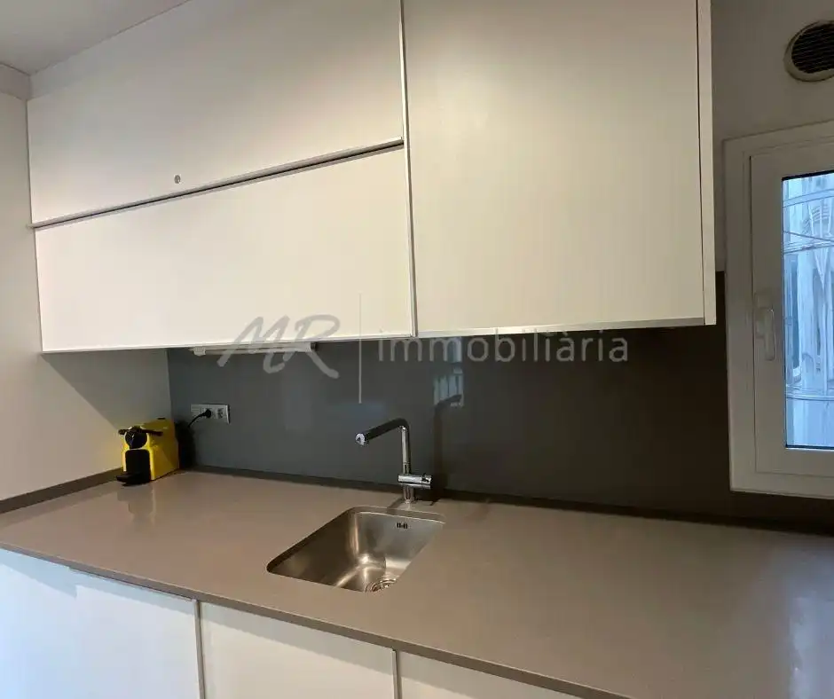 Cuina de Àtic en venda en Barcelona amb Aire condicionat, Calefacció i Terrassa