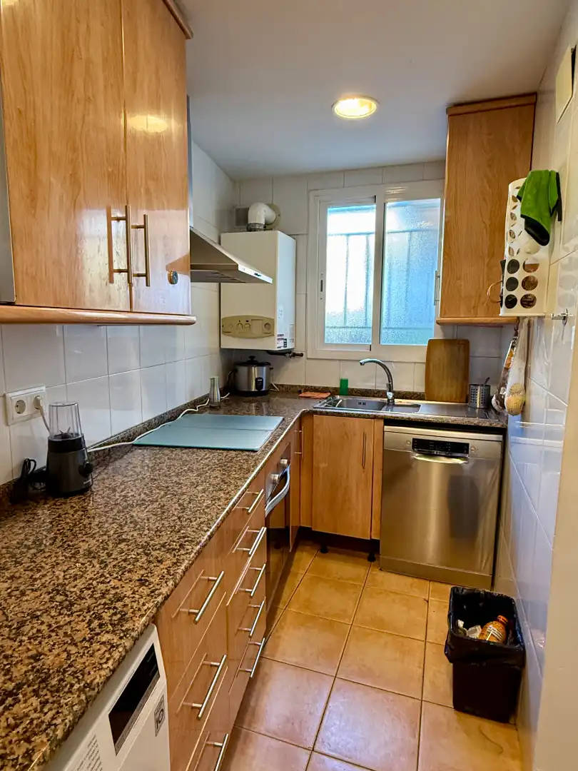 Cocina de Casa adosada en venta en Barcelona con Aire acondicionado, Calefacción y Jardín privado