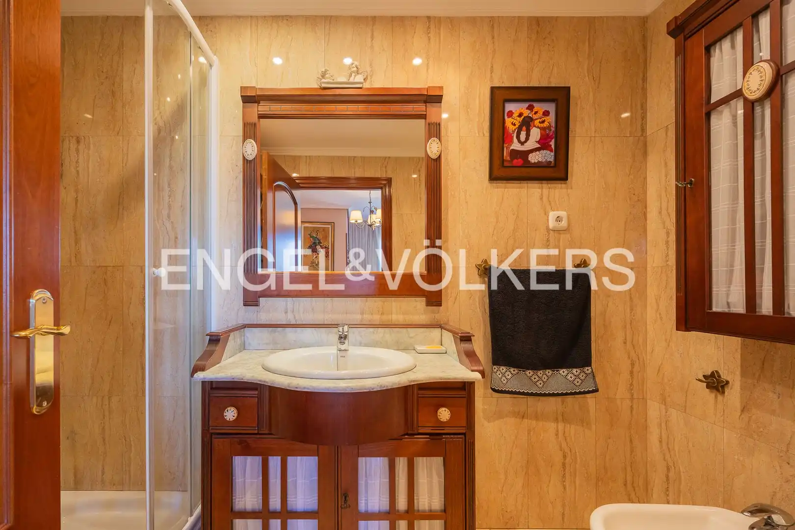 Badezimmer von Wohnung zum Verkauf in Berango mit Heizung und Terrasse