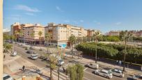 Vista exterior de Pis en venda en  Cádiz Capital amb Calefacció