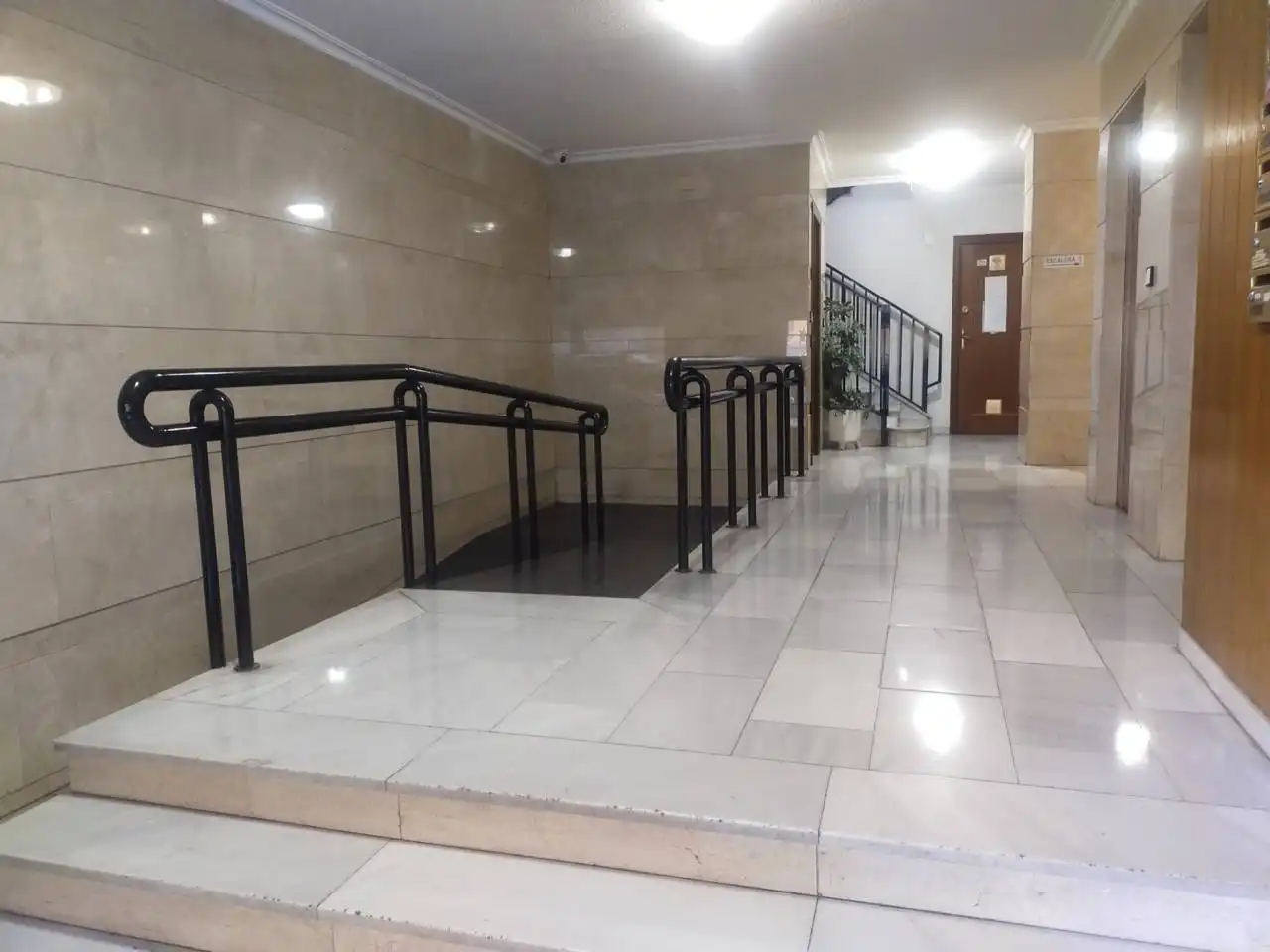 Wohnungen zum Verkauf in Elche / Elx mit Balkon