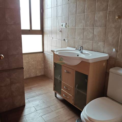 Piso en Venta en La Zubia Ciudad