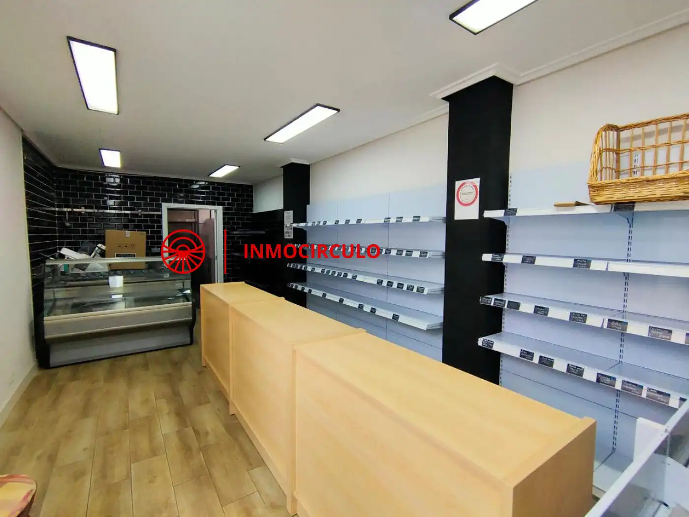 Local comercial de lloguer a Calle Calle de Doña Berenguela, imagen 15