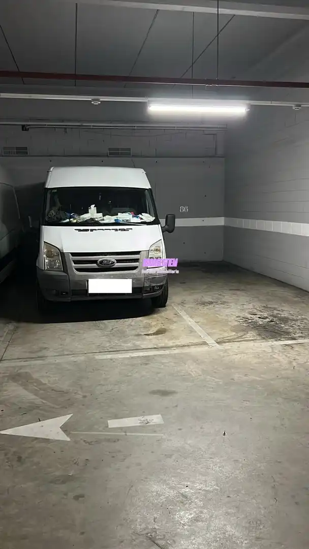 Einzelparkplatz zur Miete in Carrer holanda
