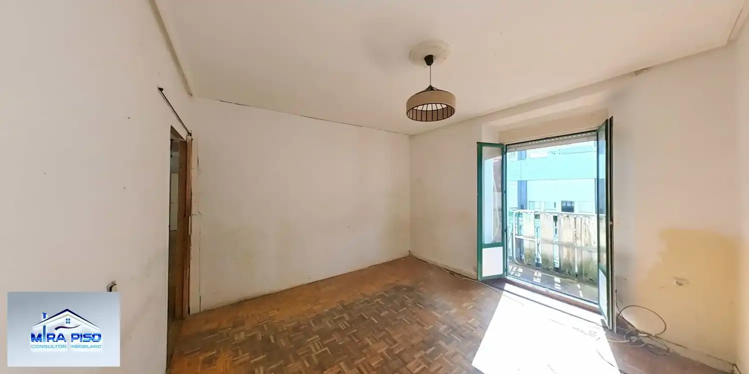 Flat with terrace for sale in Santoña, imagen 2