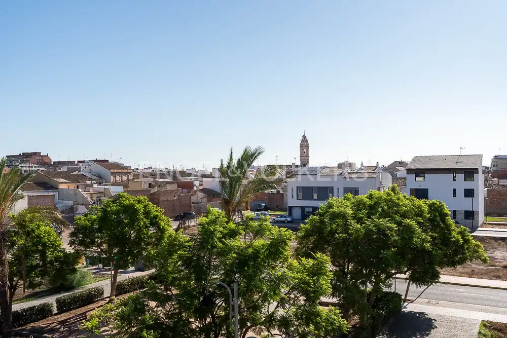 Vista exterior de Apartament de lloguer en Museros amb Aire condicionat, Calefacció i Parquet