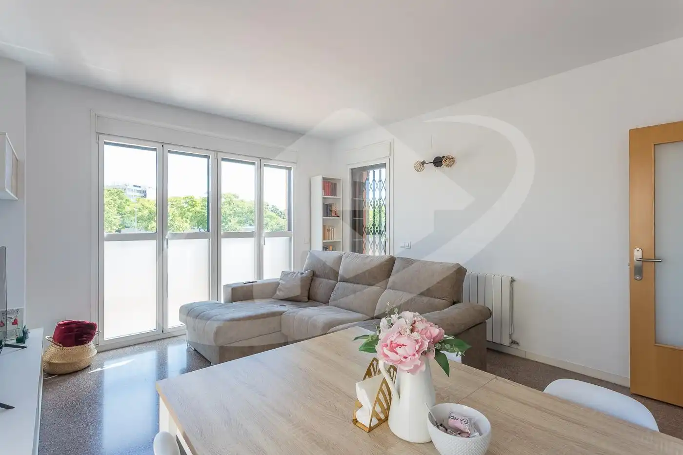 Living room of Flat for sale in Sabadell  with Heating, Terrace and Storage room