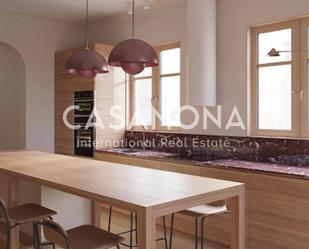 Kitchen of Apartment for sale in  Barcelona Capital  with Air Conditioner, Terrace and Balcony