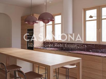 Kitchen of Apartment for sale in  Barcelona Capital  with Air Conditioner, Terrace and Balcony